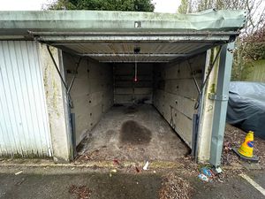 Photo 1- click for photo gallery